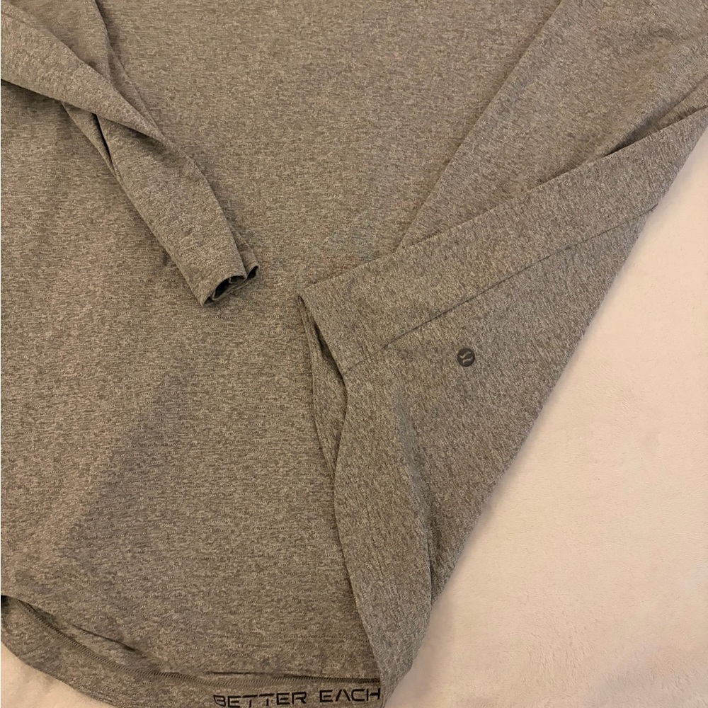 Lululemon Gray Long Sleeve Pullover XL - Picture 3 of 4